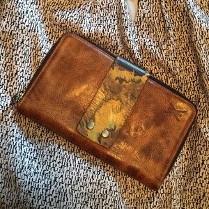 Katie and Kalsi wallet, gently used. REAL LEATHER